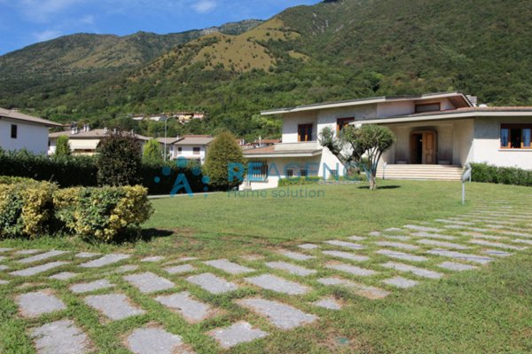 casa indipendente in vendita a Caltrano