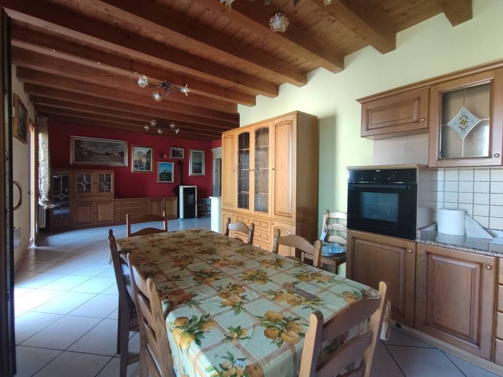 appartamento in vendita a Caltrano in zona Maglio