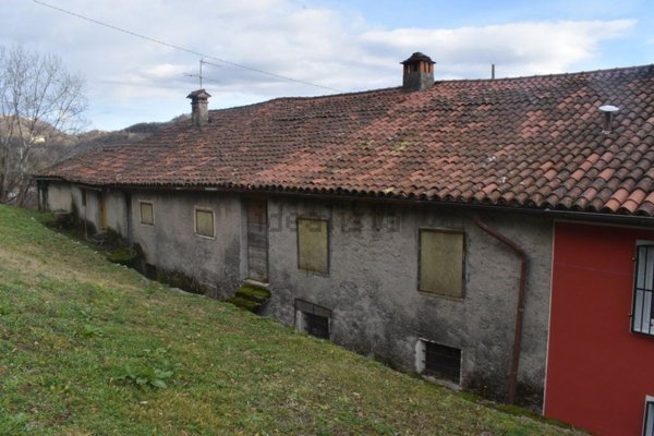 casa indipendente in vendita a Calvene