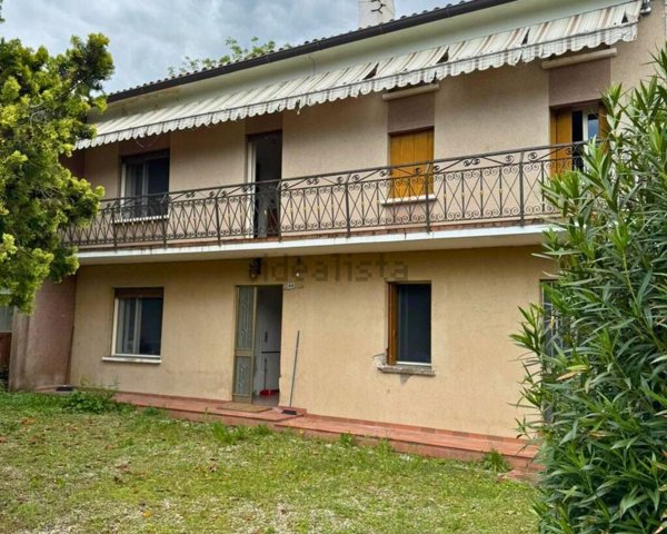 casa indipendente in vendita a Calvene