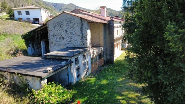 casa indipendente in vendita a Calvene