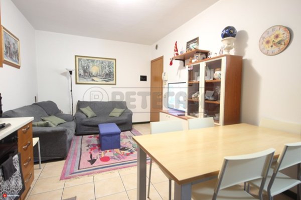 appartamento in vendita a Camisano Vicentino in zona Santa Maria