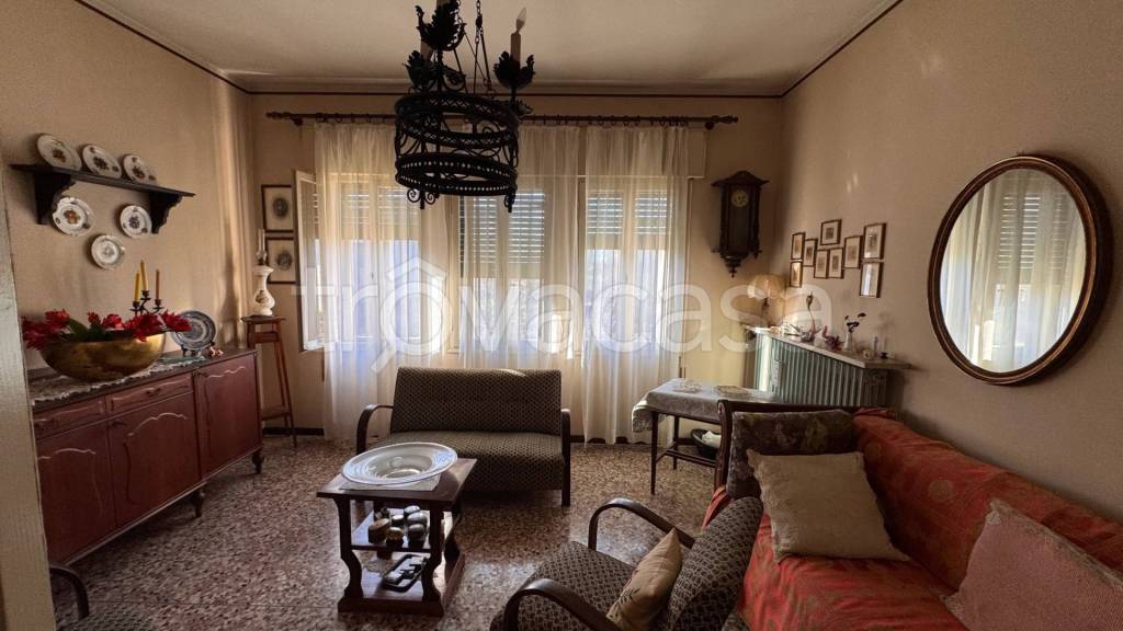 casa indipendente in vendita a Camisano Vicentino in zona Santa Maria