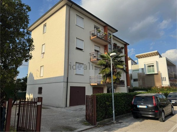 appartamento in vendita a Camisano Vicentino