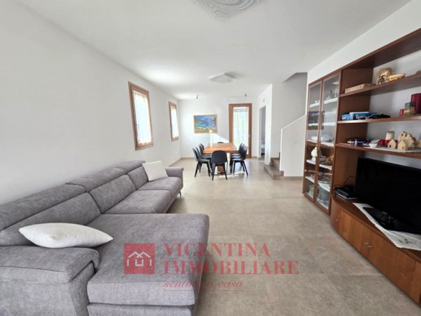 casa indipendente in vendita a Camisano Vicentino in zona Rampazzo