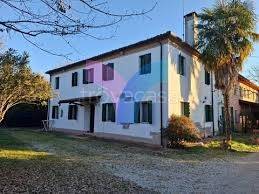 casa indipendente in vendita a Camisano Vicentino in zona Santa Maria