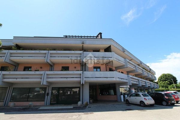 appartamento in vendita a Camisano Vicentino in zona Santa Maria