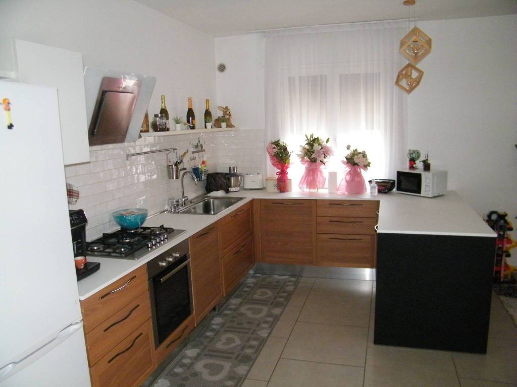 appartamento in vendita a Camisano Vicentino in zona Santa Maria