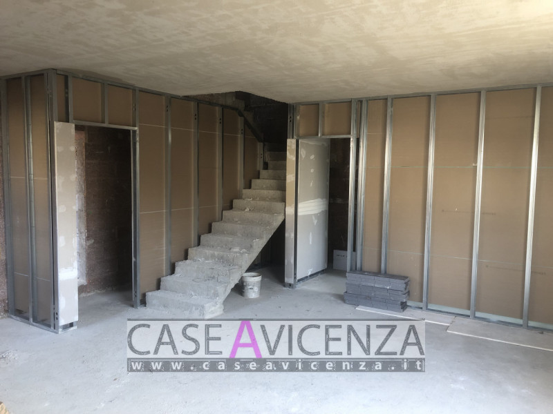 casa indipendente in vendita a Camisano Vicentino