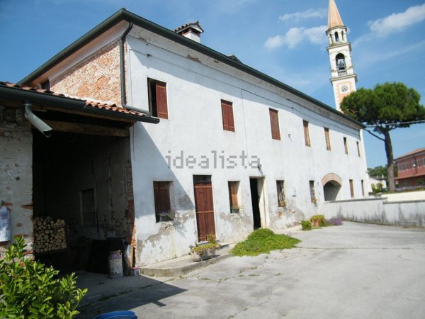 terreno edificabile in vendita a Camisano Vicentino