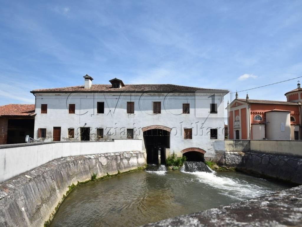 casa indipendente in vendita a Camisano Vicentino in zona Rampazzo