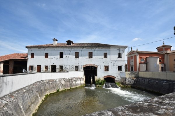 villa in vendita a Camisano Vicentino in zona Rampazzo