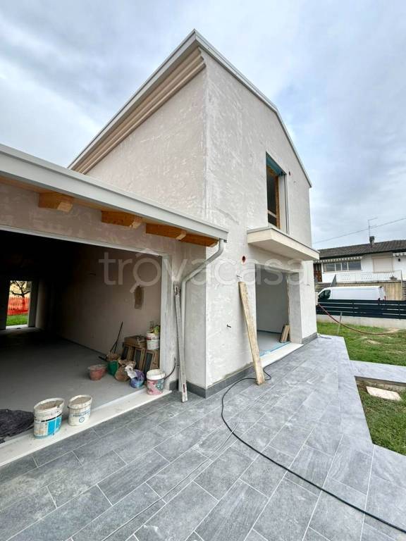 casa indipendente in vendita a Camisano Vicentino in zona Santa Maria