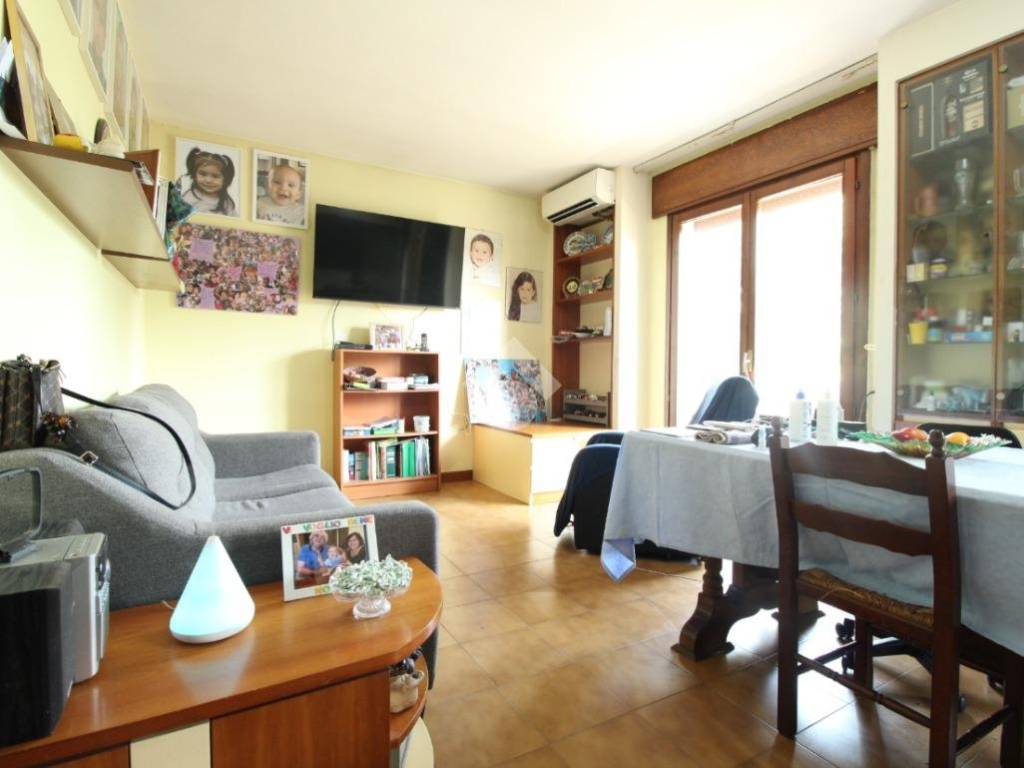 appartamento in vendita a Camisano Vicentino in zona Santa Maria