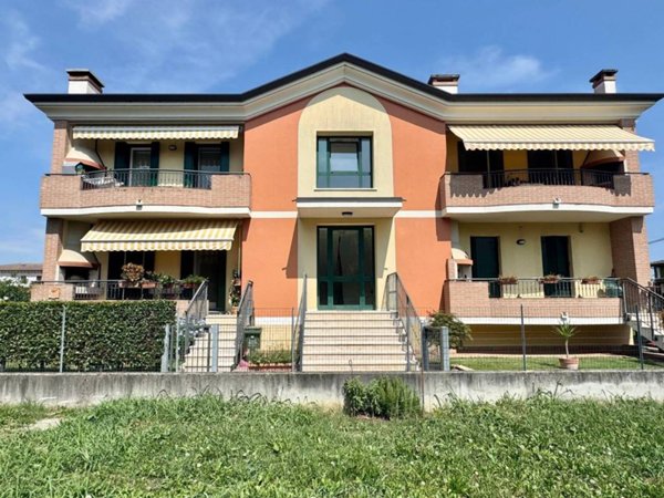 appartamento in vendita a Camisano Vicentino in zona Rampazzo