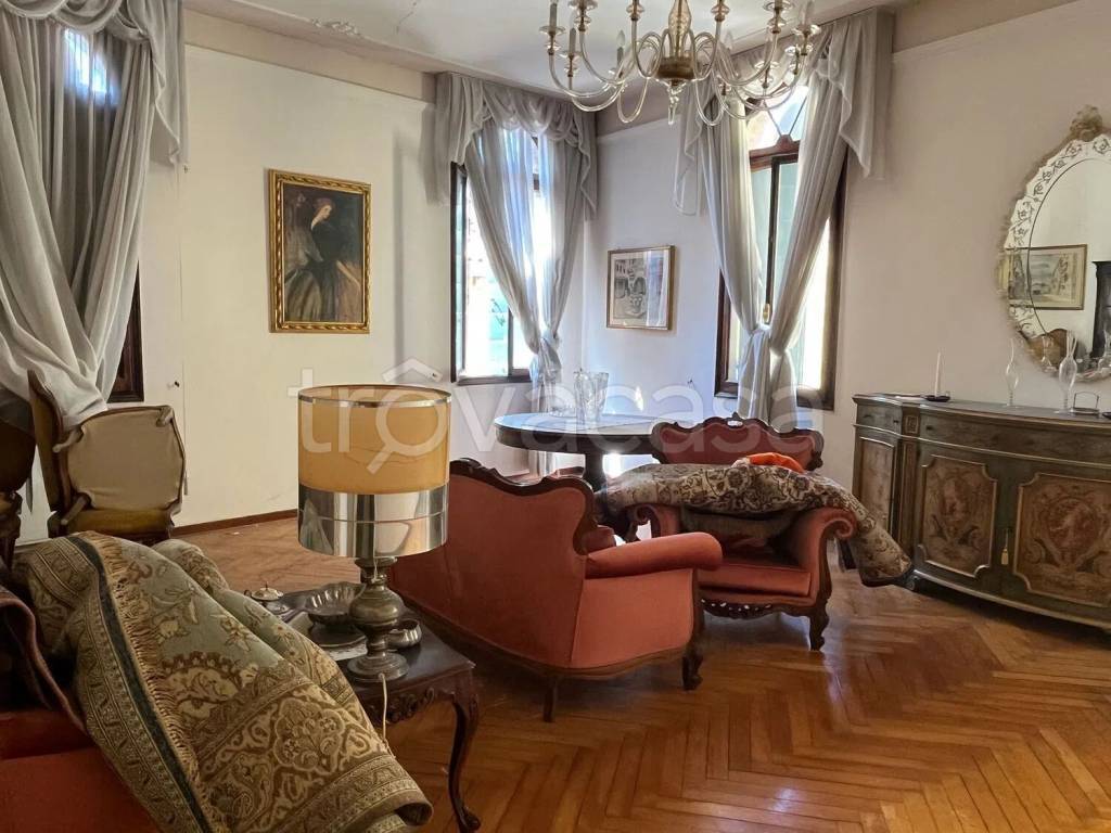 appartamento in vendita a Camisano Vicentino in zona Santa Maria
