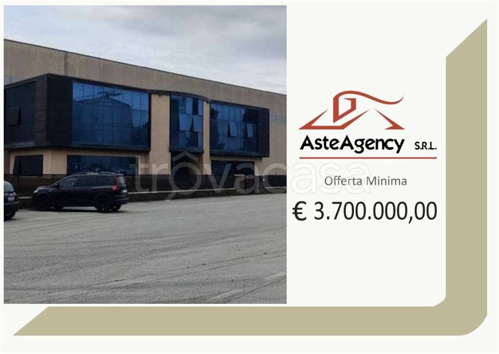 capannone in vendita a Camisano Vicentino