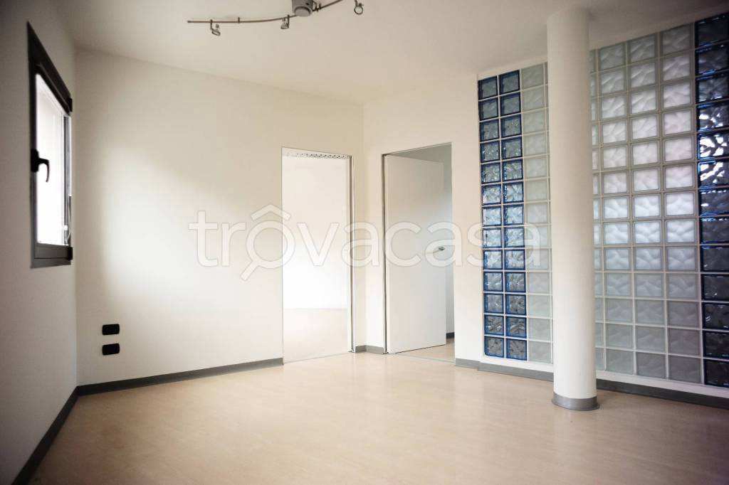 appartamento in vendita a Camisano Vicentino in zona Santa Maria