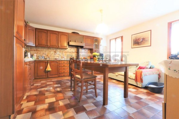 casa indipendente in vendita a Camisano Vicentino