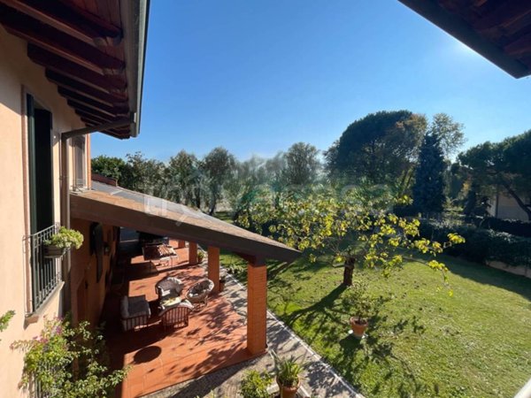 casa indipendente in vendita a Camisano Vicentino in zona Santa Maria