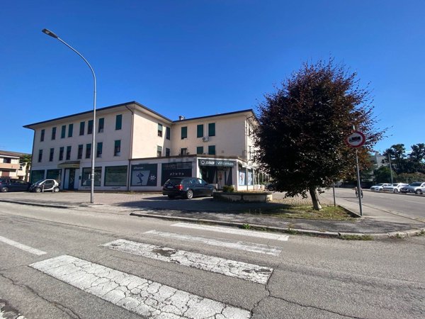 ufficio in vendita a Camisano Vicentino