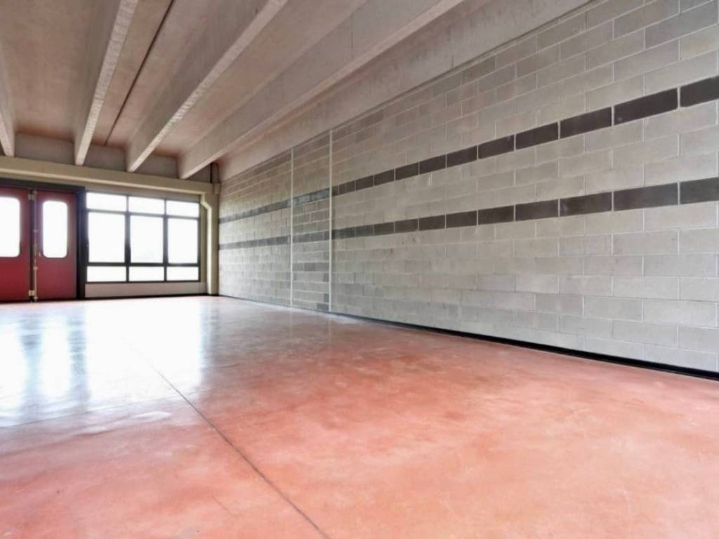 locale commerciale in vendita a Camisano Vicentino in zona Santa Maria