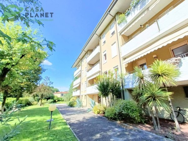 appartamento in vendita a Camisano Vicentino in zona Santa Maria