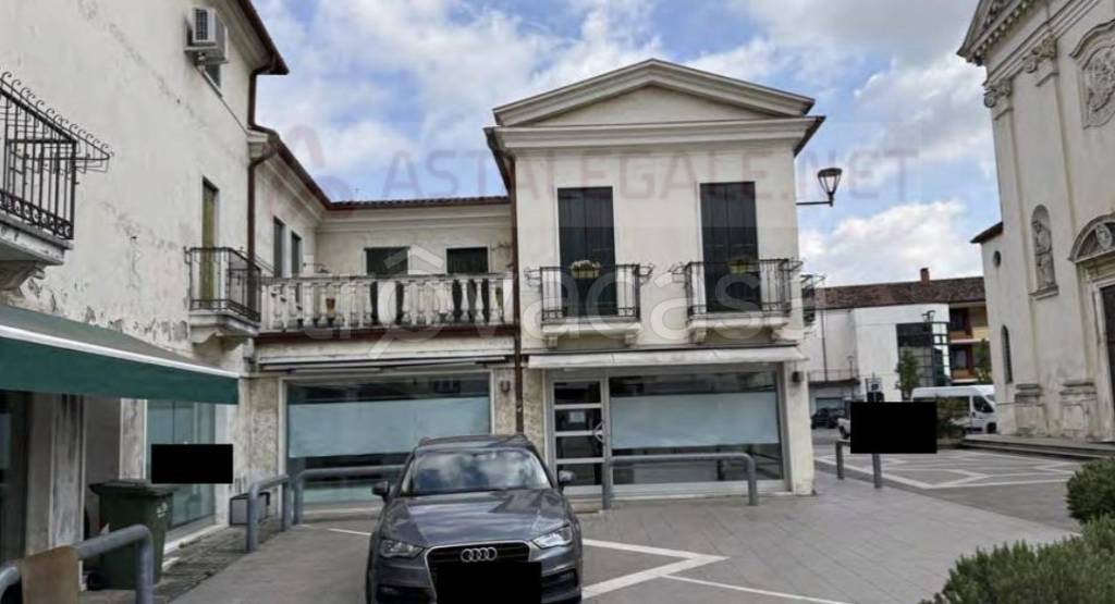 negozio in vendita a Camisano Vicentino