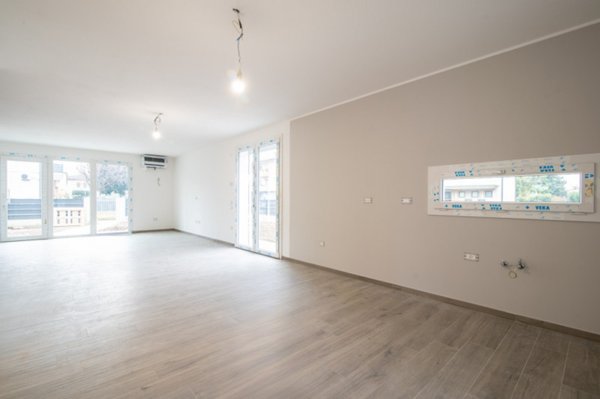 casa indipendente in vendita a Camisano Vicentino in zona Santa Maria