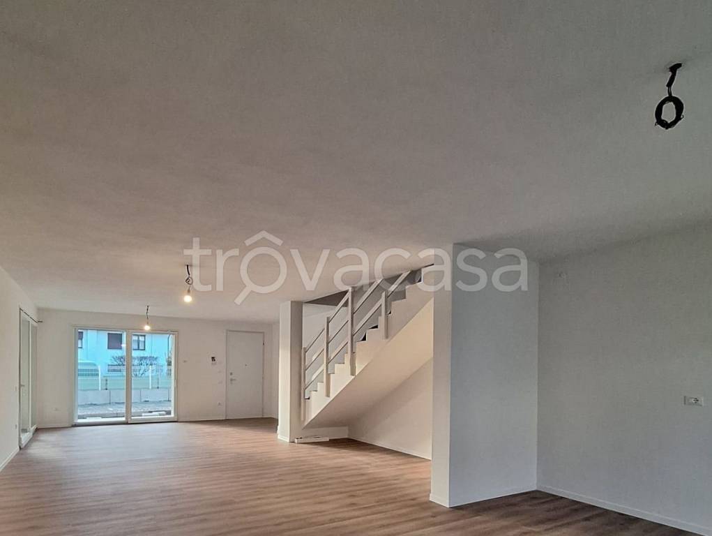 casa indipendente in vendita a Camisano Vicentino in zona Santa Maria