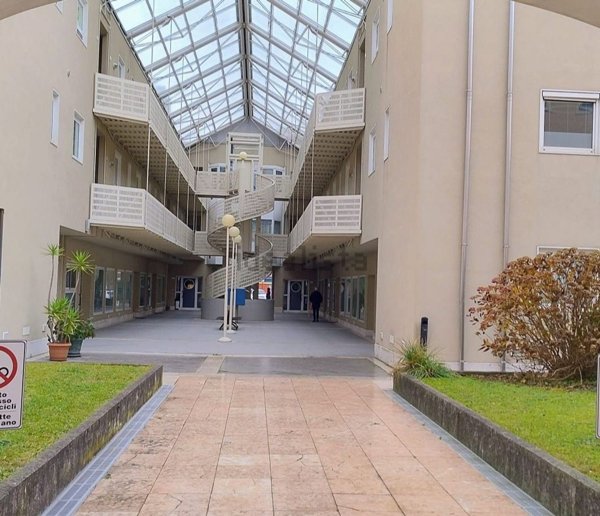 ufficio in vendita a Camisano Vicentino in zona Santa Maria