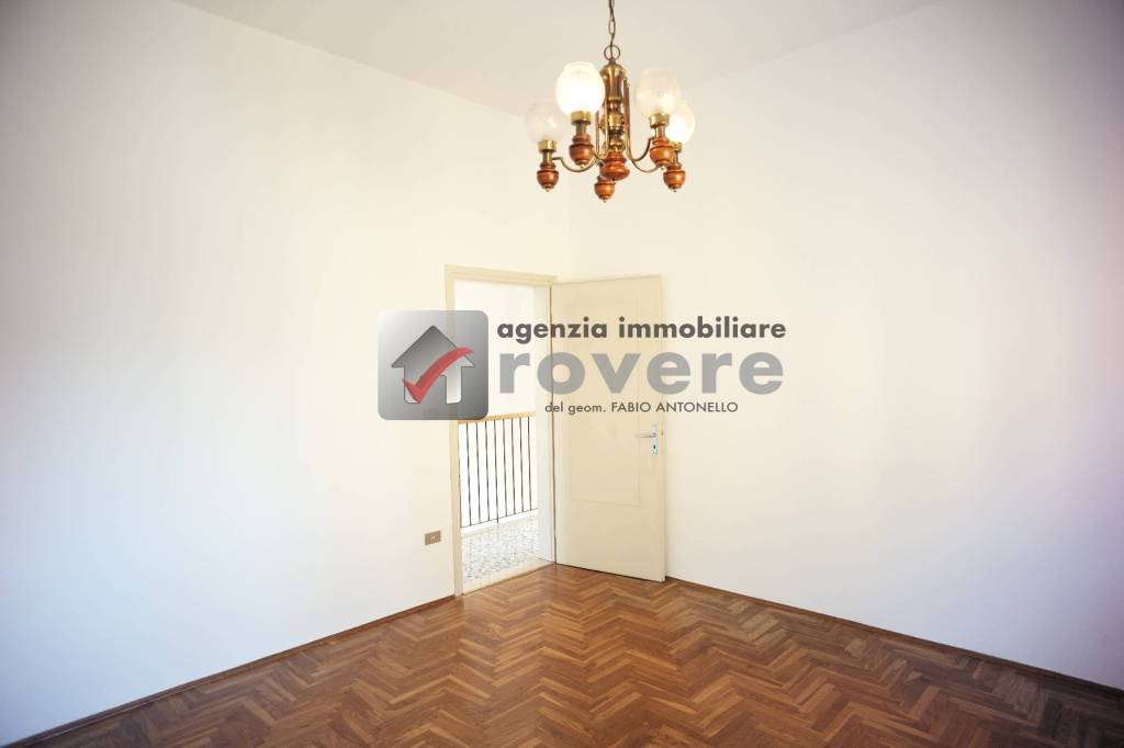 casa indipendente in vendita a Camisano Vicentino in zona Santa Maria