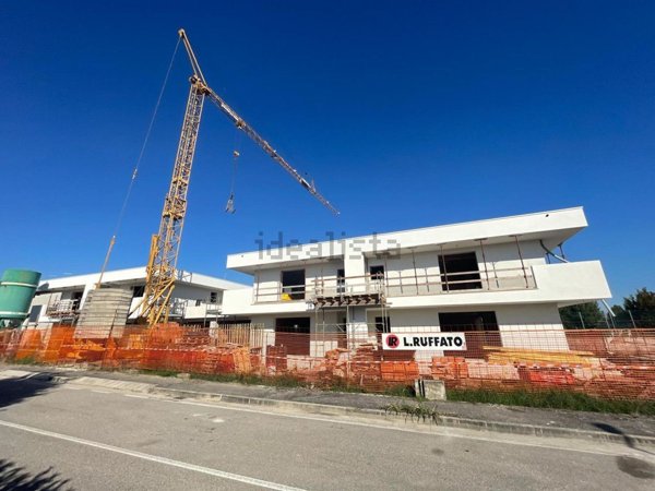 casa indipendente in vendita a Camisano Vicentino