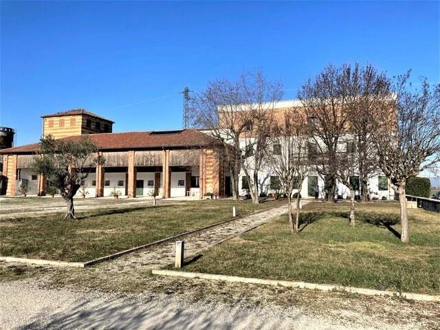 casale in vendita a Camisano Vicentino
