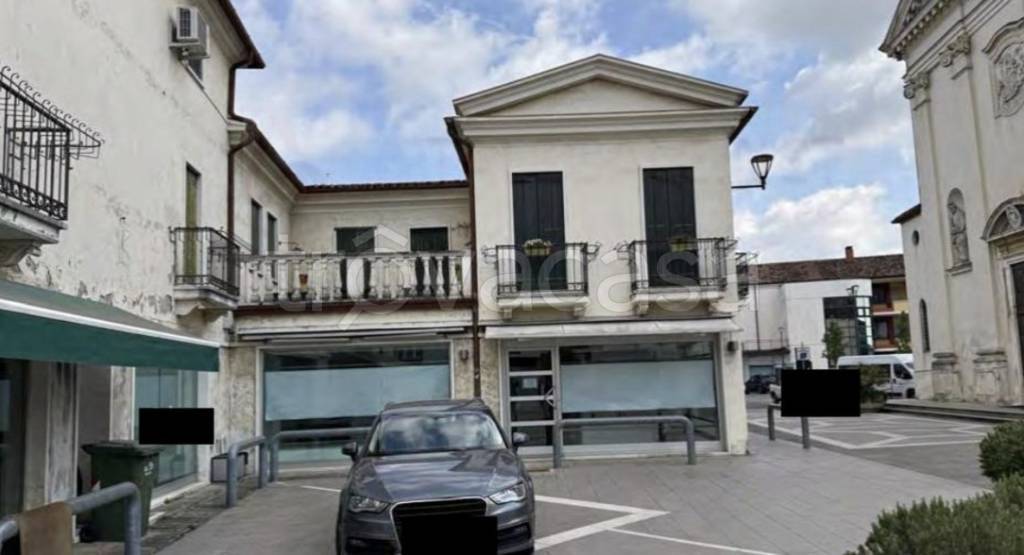 negozio in vendita a Camisano Vicentino