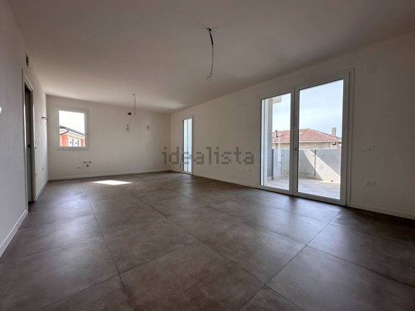 appartamento in vendita a Camisano Vicentino in zona Santa Maria