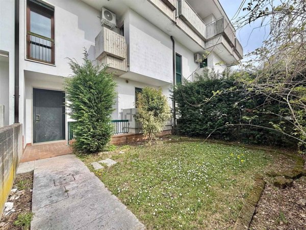 casa indipendente in vendita a Camisano Vicentino