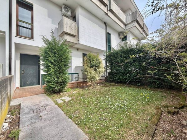 casa indipendente in vendita a Camisano Vicentino