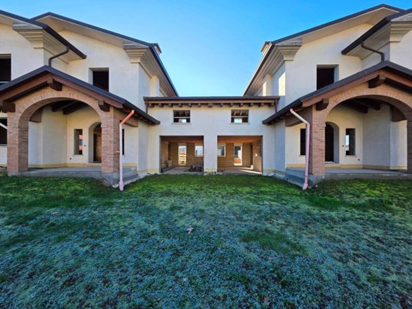 casa indipendente in vendita a Camisano Vicentino in zona Santa Maria