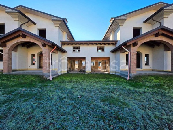 casa indipendente in vendita a Camisano Vicentino in zona Santa Maria