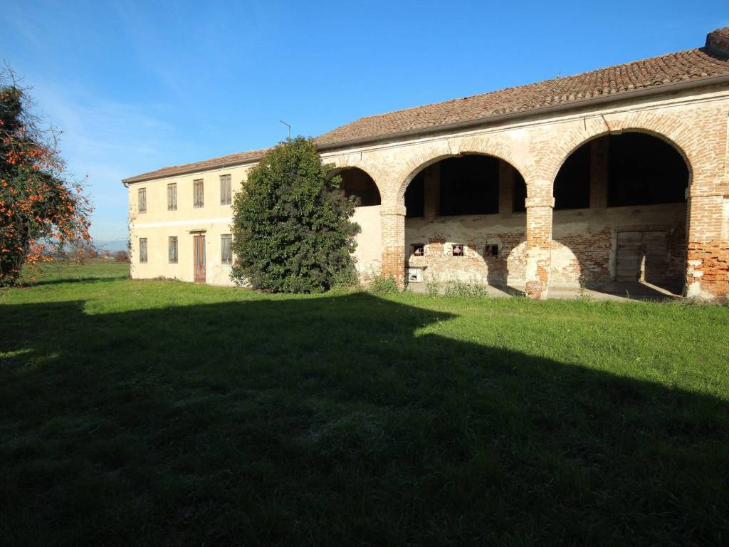 terreno edificabile in vendita a Camisano Vicentino