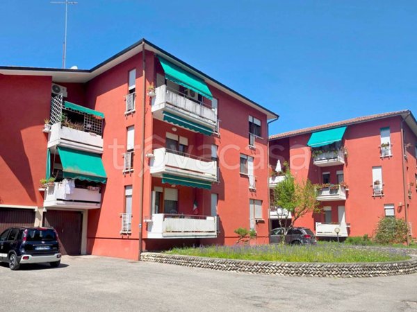 appartamento in vendita a Camisano Vicentino in zona Santa Maria