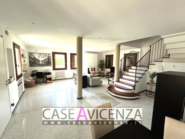 casa indipendente in vendita a Camisano Vicentino