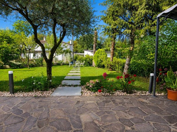 casa indipendente in vendita a Camisano Vicentino