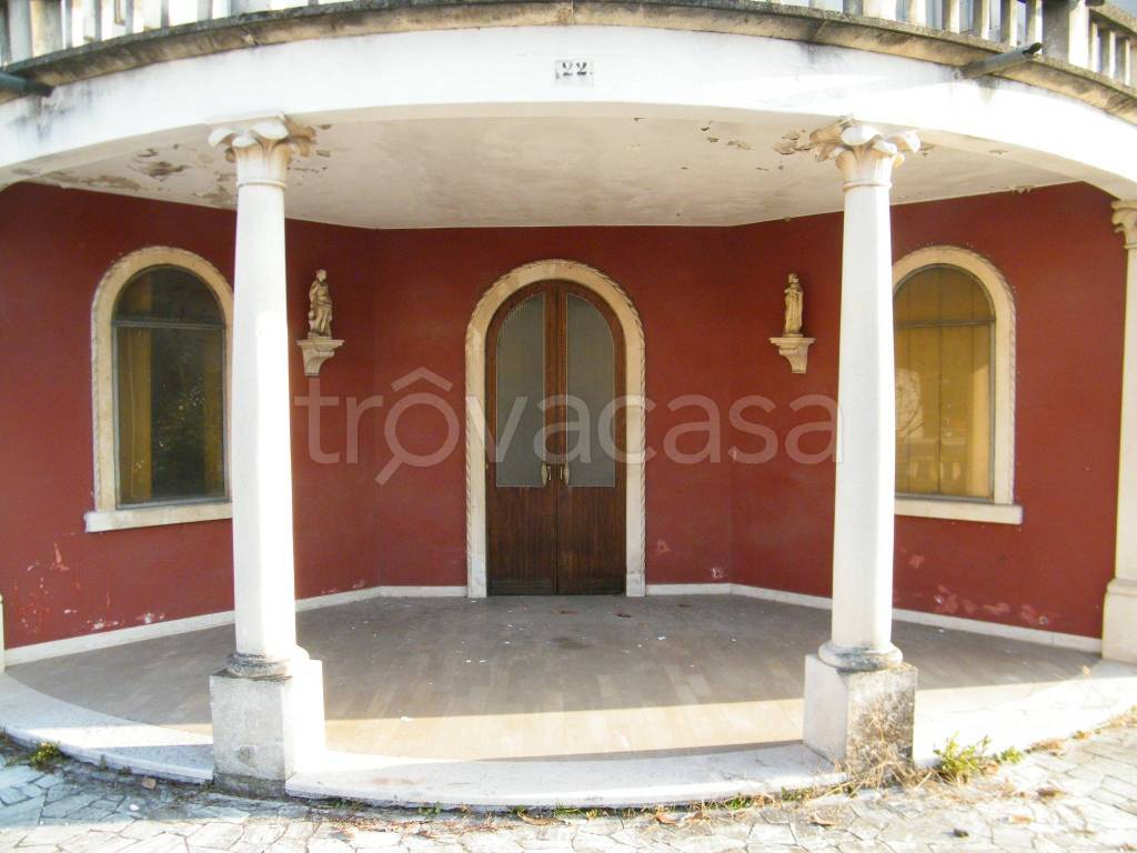 casa indipendente in vendita a Camisano Vicentino
