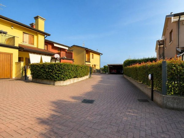 casa indipendente in vendita a Camisano Vicentino in zona Rampazzo