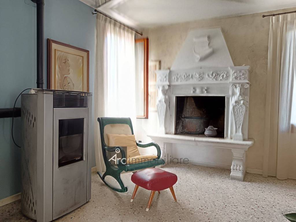casa indipendente in vendita a Camisano Vicentino in zona Rampazzo
