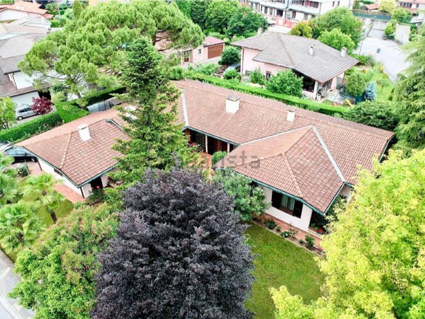 casa indipendente in vendita a Camisano Vicentino