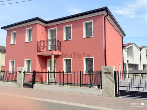 appartamento in vendita a Camisano Vicentino in zona Rampazzo