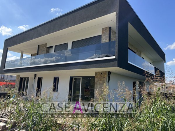 appartamento in vendita a Camisano Vicentino